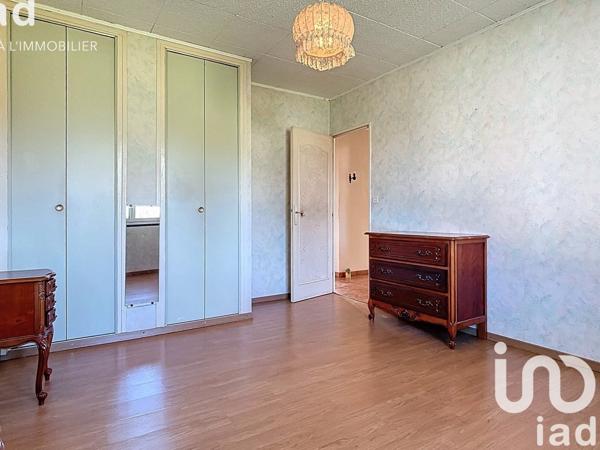 Maison traditionnelle 4 pièces de 97 m² à Perrignier (74550)