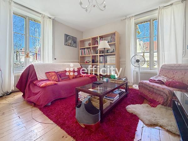 Appartement
         5 pièces
        - 90 m² Exclusivité 90 000 €*