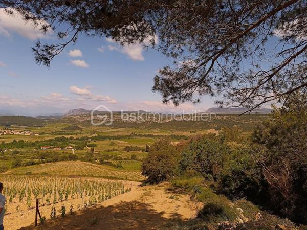 Terrain agricole de 2 045 m²