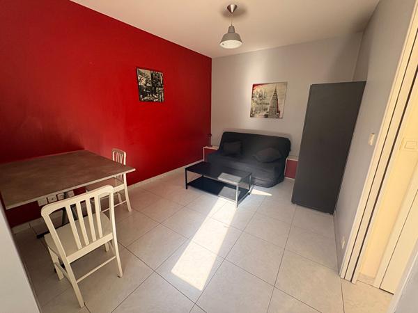 Appartement Laval 1 pièce(s) meublé de 17.81 m2