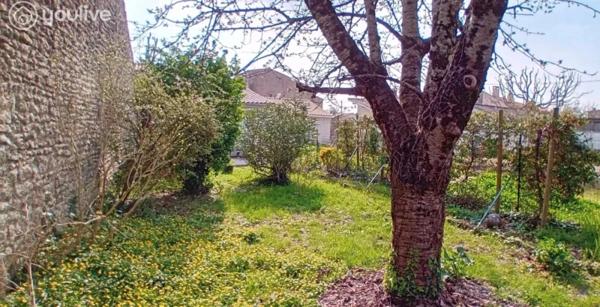 Maison charentaise de caractère – Emplacement privilégié à Meschers-sur-Gironde