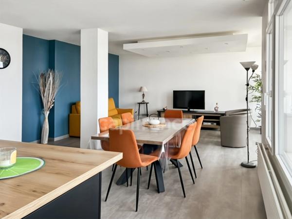 À VENDRE - BOULOGNE-SUR-MER - APPARTEMENT 3 PIÈCES - 2 CHAMBRES - LOGGIA