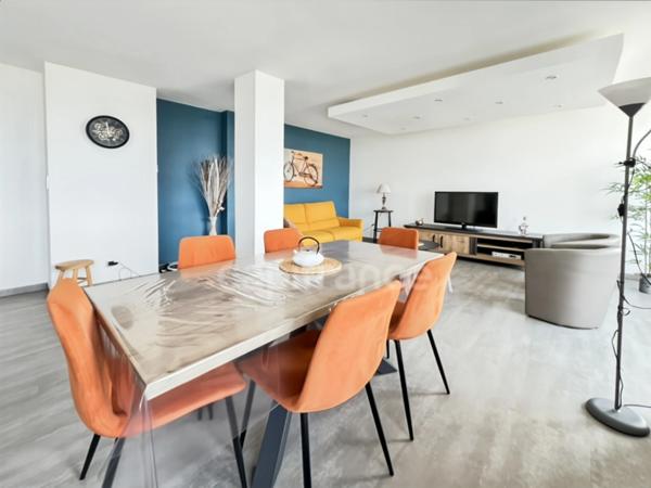 À VENDRE - BOULOGNE-SUR-MER - APPARTEMENT 3 PIÈCES - 2 CHAMBRES - LOGGIA