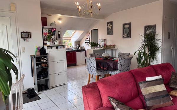 Maison à vendre    4 pièces • 72,76 m2 Plounévez-Quintin