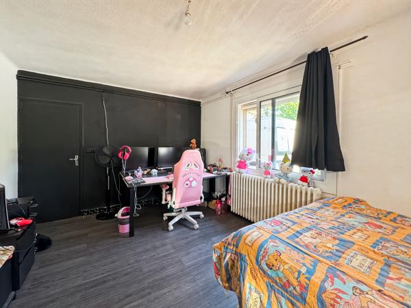 Maison Bedarrides 6 pièce(s) 135 m2