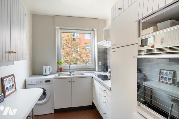 Appartement de 4 pièces- denier étage - balcon - calme - parking