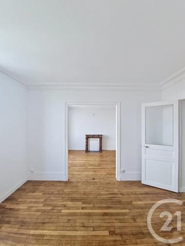 Appartement à vendre  3 pièces - 56,40 m 2   GENTILLY  - 94