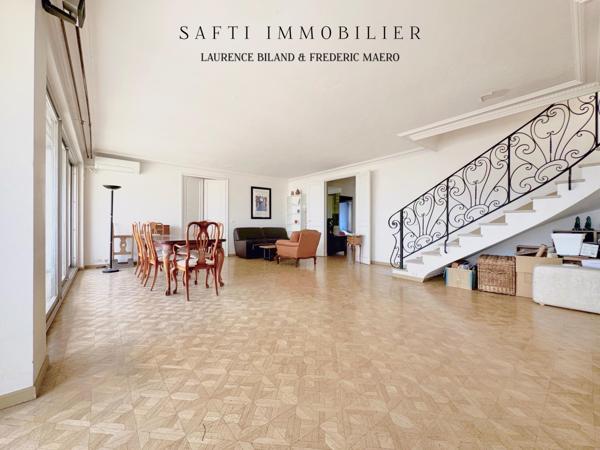 -Superbe Duplex d’Exception dans le Carré d’Or de Marseille-