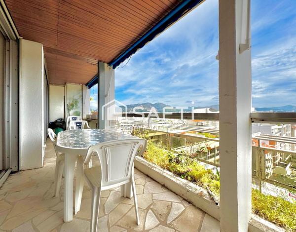 -Superbe Duplex d’Exception dans le Carré d’Or de Marseille-