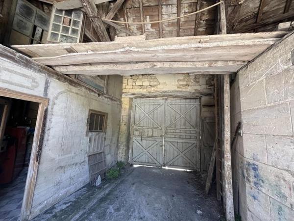 Maison à vendre |  Châteauneuf-sur-Charente |  9 pièces | 255 m²