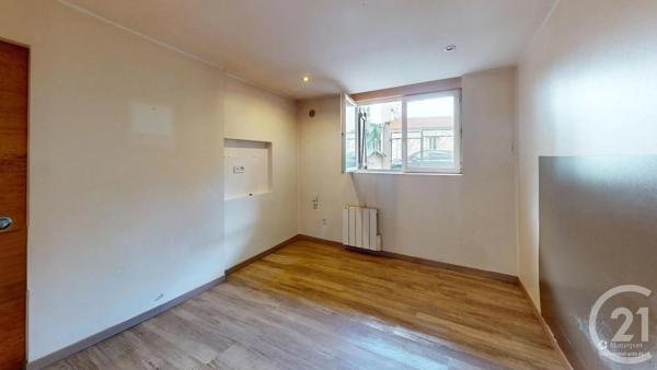 Appartement F2 à vendre  3 pièces - 55,38 m 2   IVRY SUR SEINE  - 94