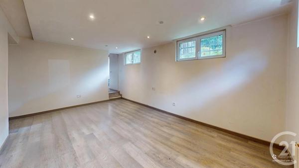 Appartement F2 à vendre  3 pièces - 55,38 m 2   IVRY SUR SEINE  - 94