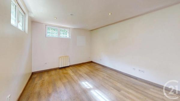 Appartement F2 à vendre  3 pièces - 55,38 m 2   IVRY SUR SEINE  - 94