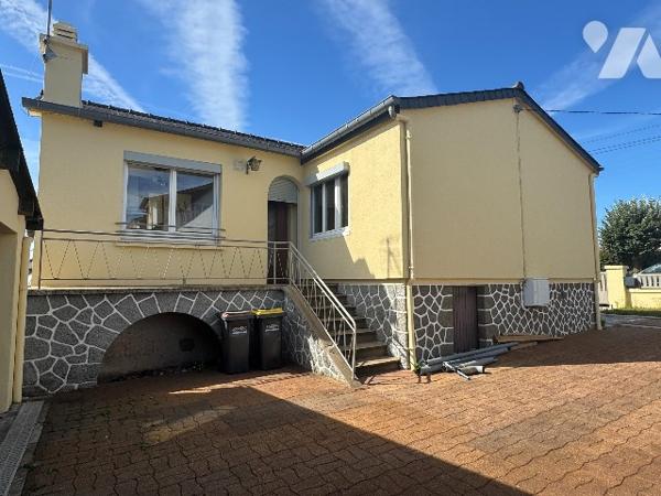 LOUDEAC, maison de 75m² en impasse, dans le centre-ville