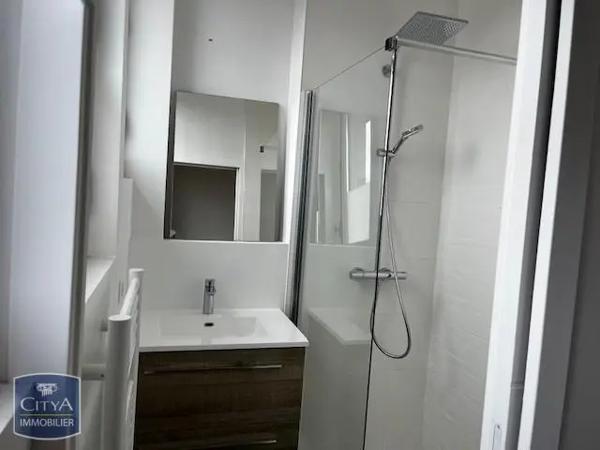 Appartement à louer 3 pièces 64.8m²