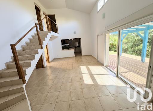 Maison à vendre 5 pièces 160 m² Saint-Pierre