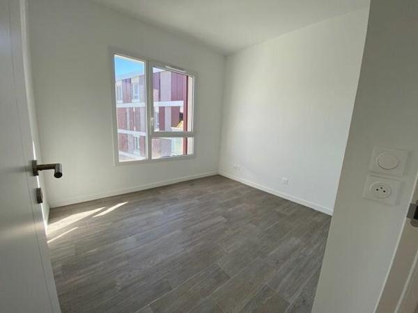 Appartement à vendre  4 pièces •  Monteux