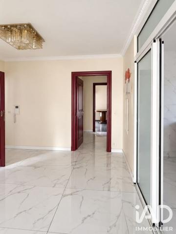 Appartement à vendre 4 pièces 89 m² Aubervilliers