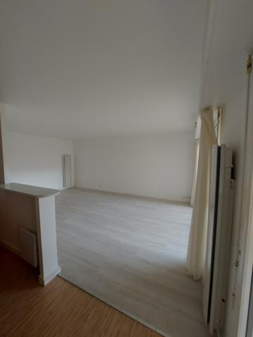 Quartier les Minimes : spacieux T3 avec terrasse et garage boxé