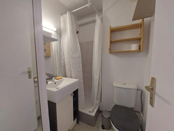STUDIO A LOUER meublé 15.50 m²