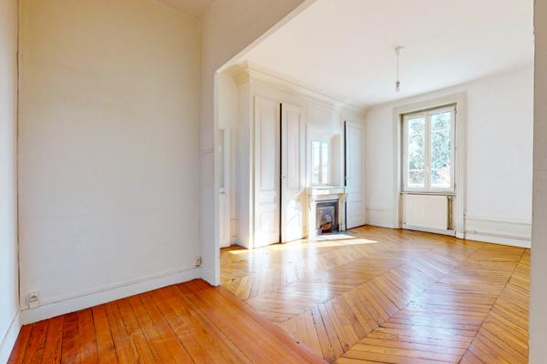 Appartement 2 pièces - 53 m² Exclusivité efficity