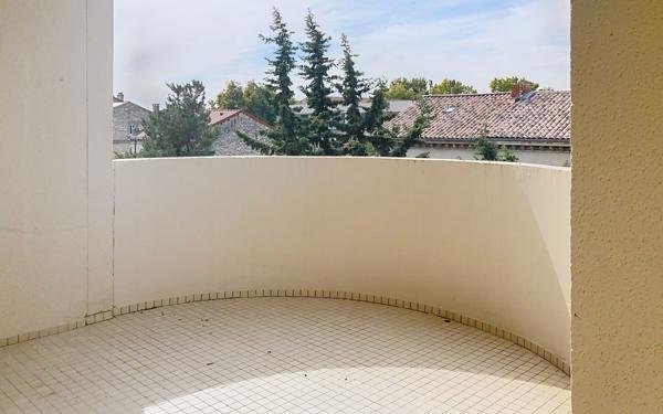 Appartement à louer    2 pièces • 46,46 m2 Avignon