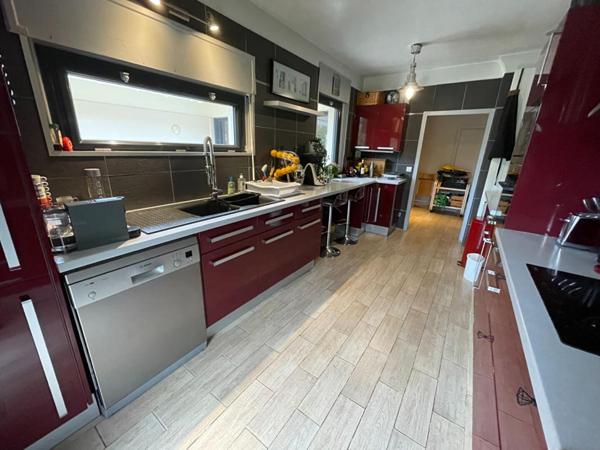 28230 Droué sur Drouette 230 m2  piscine terrain 4300 m2