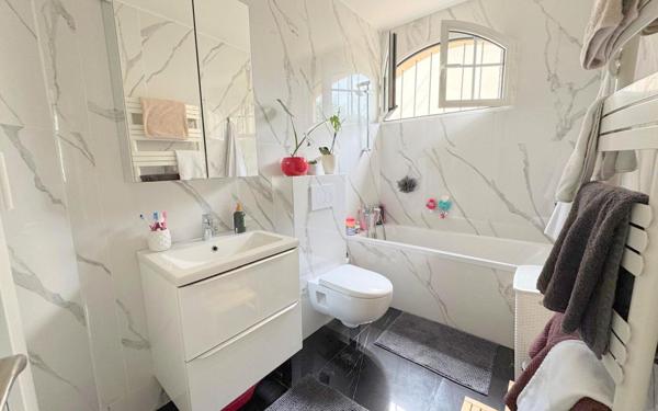 Maison à vendre    4 pièces •  Drancy