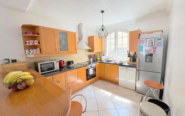 Maison à vendre    4 pièces •  Drancy