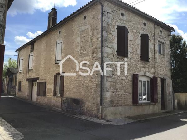 Maison 190 m2 au centre de Villeréal proche de toutes commodités.