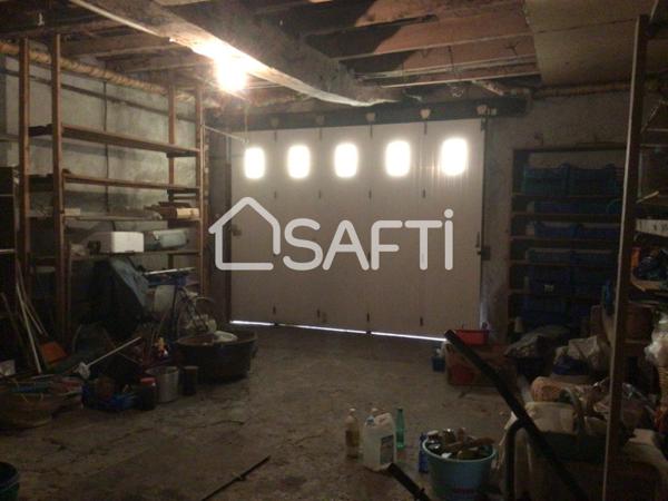 Maison 190 m2 au centre de Villeréal proche de toutes commodités.