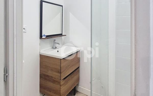 Maison à vendre    2 pièces •  Saint-Laurent-sur-Manoire