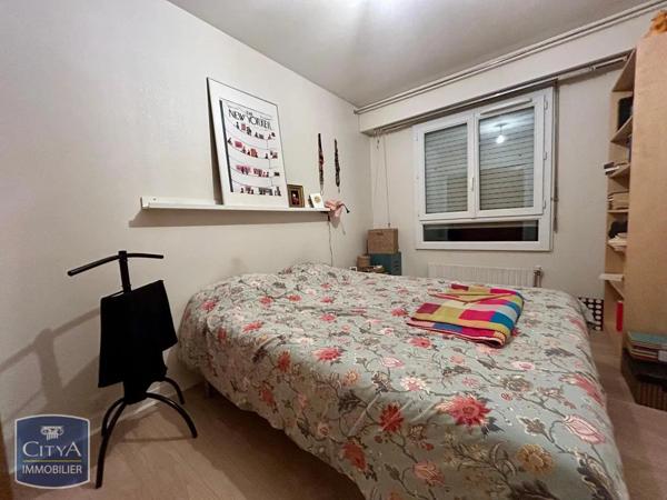 Appartement à louer 3 pièces 76.6m²