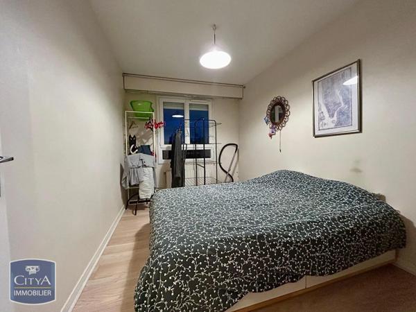 Appartement à louer 3 pièces 76.6m²