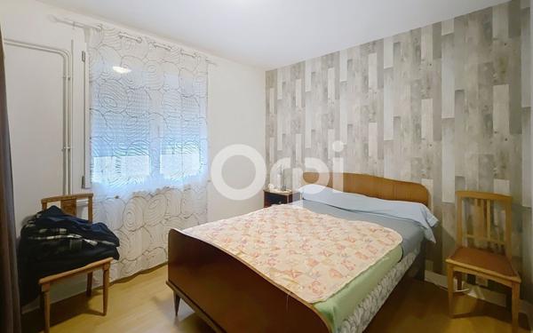 Immeuble à vendre    3 pièces •  Coulounieix-Chamiers