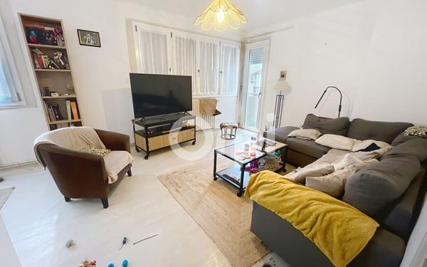 Immeuble à vendre    3 pièces •  Coulounieix-Chamiers