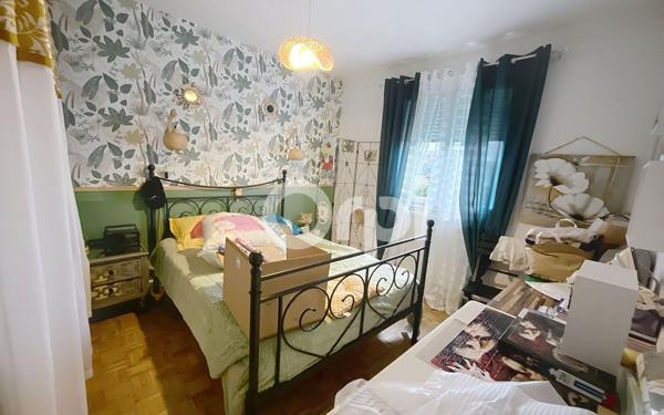 Immeuble à vendre    3 pièces •  Coulounieix-Chamiers