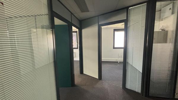 Bureaux fonctionnels à louer à Nanterre - Loyer compétitif