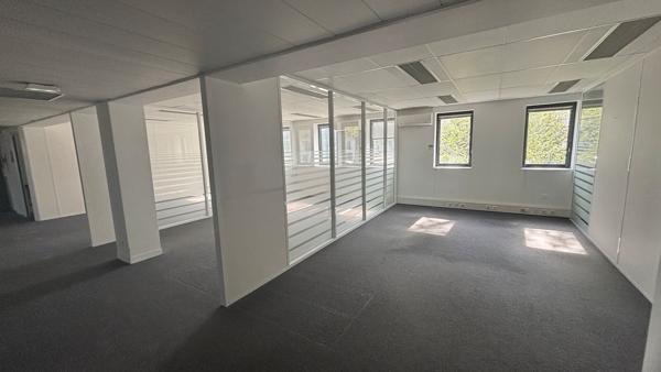 Bureaux fonctionnels à louer à Nanterre - Loyer compétitif