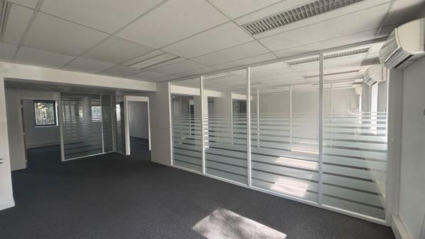 Bureaux fonctionnels à louer à Nanterre - Loyer compétitif