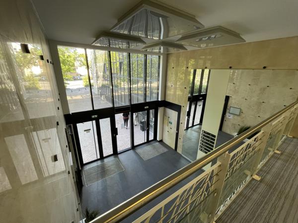 Bureaux fonctionnels à louer à Nanterre - Loyer compétitif