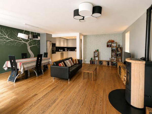 LA ROCHE-SUR-FORON – Grand T3 de 107 m², pièce de vie XXL en hypercentre