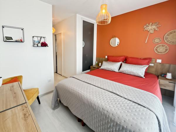 CHALLANS , à proximité des écoles et de la rocade !