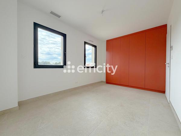 Maison 3 pièces - 90 m² Exclusivité efficity