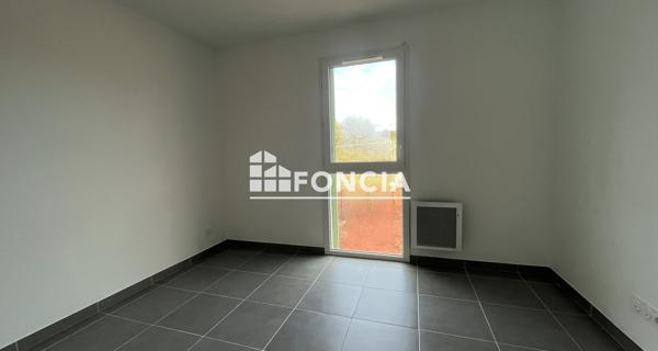 Location Appartement 2 pièces 41.68 m² - Puget-sur-argens 83480