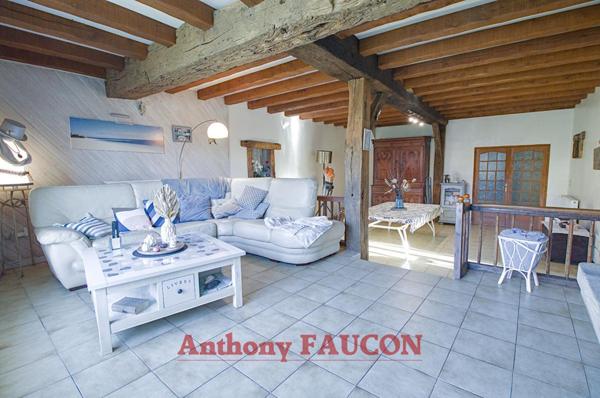 Maison Mareuil Sur Lay Dissais 7 pièce(s) 188 m2