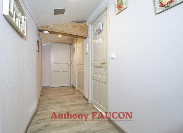 Maison Mareuil Sur Lay Dissais 7 pièce(s) 188 m2