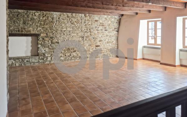 Maison à vendre    3 pièces •  Rosans