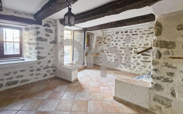 Maison à vendre    3 pièces •  Rosans