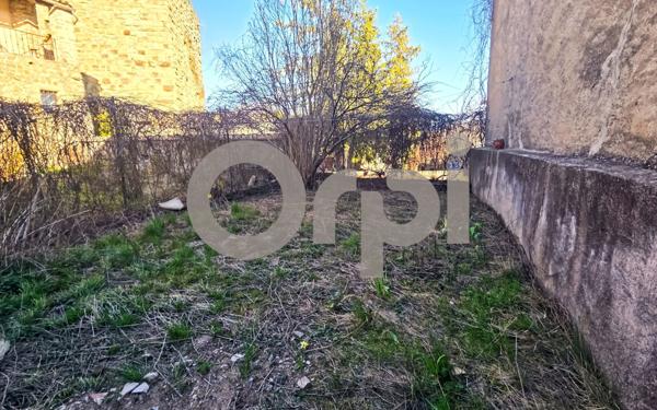 Maison à vendre    3 pièces •  Rosans